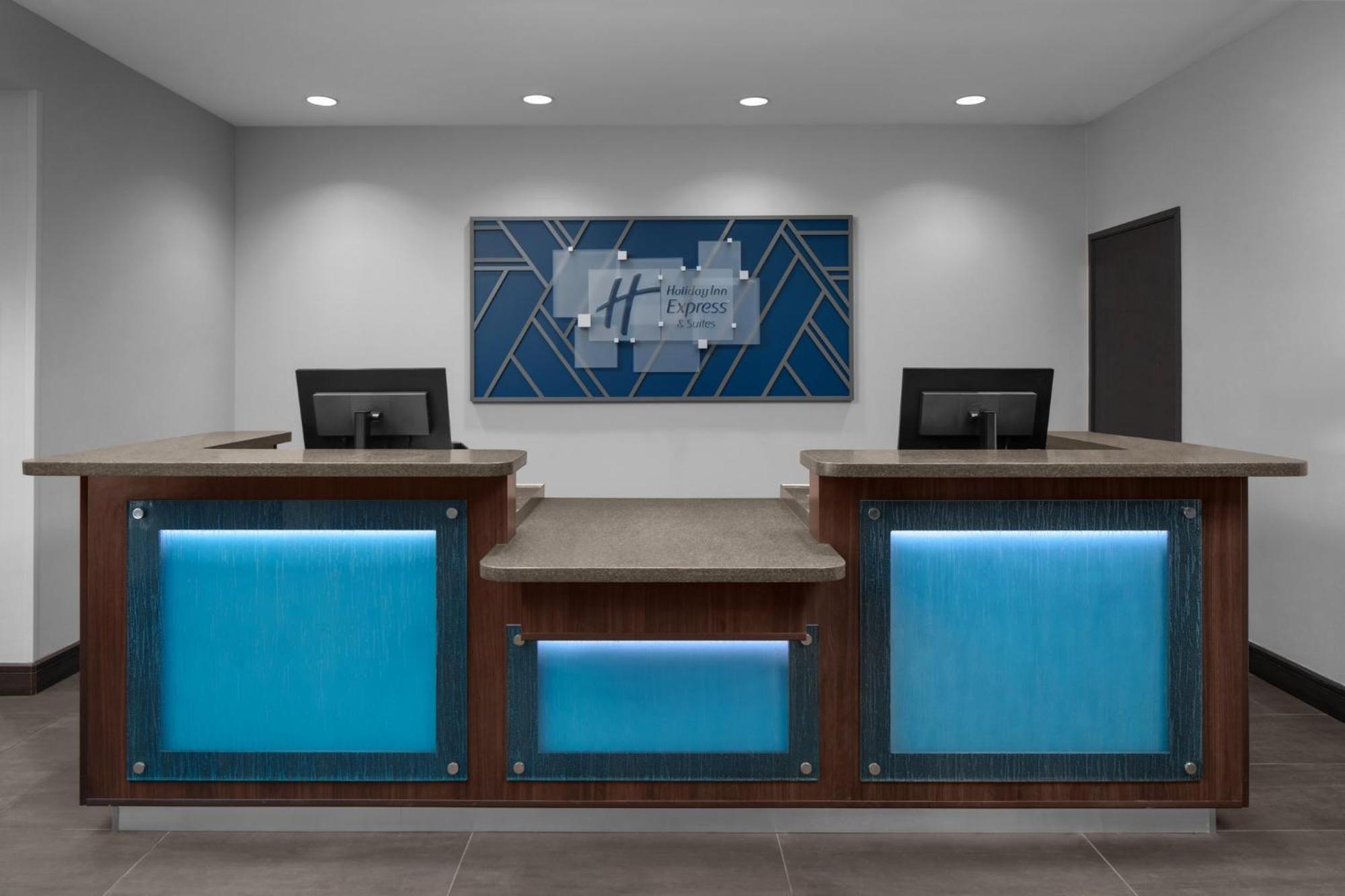 Holiday Inn Express & Suites Midland South I-20 By Ihg Экстерьер фото